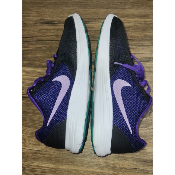 Nike Women's Revolution 3 Running Shoes. Black/Purple; Size US 11 - Picture 10 of 16